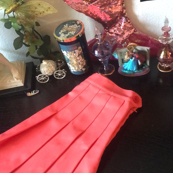 American Apparel Tennis Skirt - Picture 1 of 5